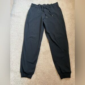 SOLD!! Lululemon On the Fly jogger Black luxtreme
